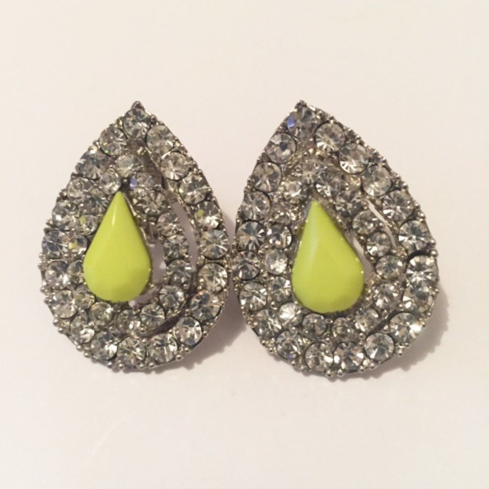 Deco Neon Color Tear Drop Clip On